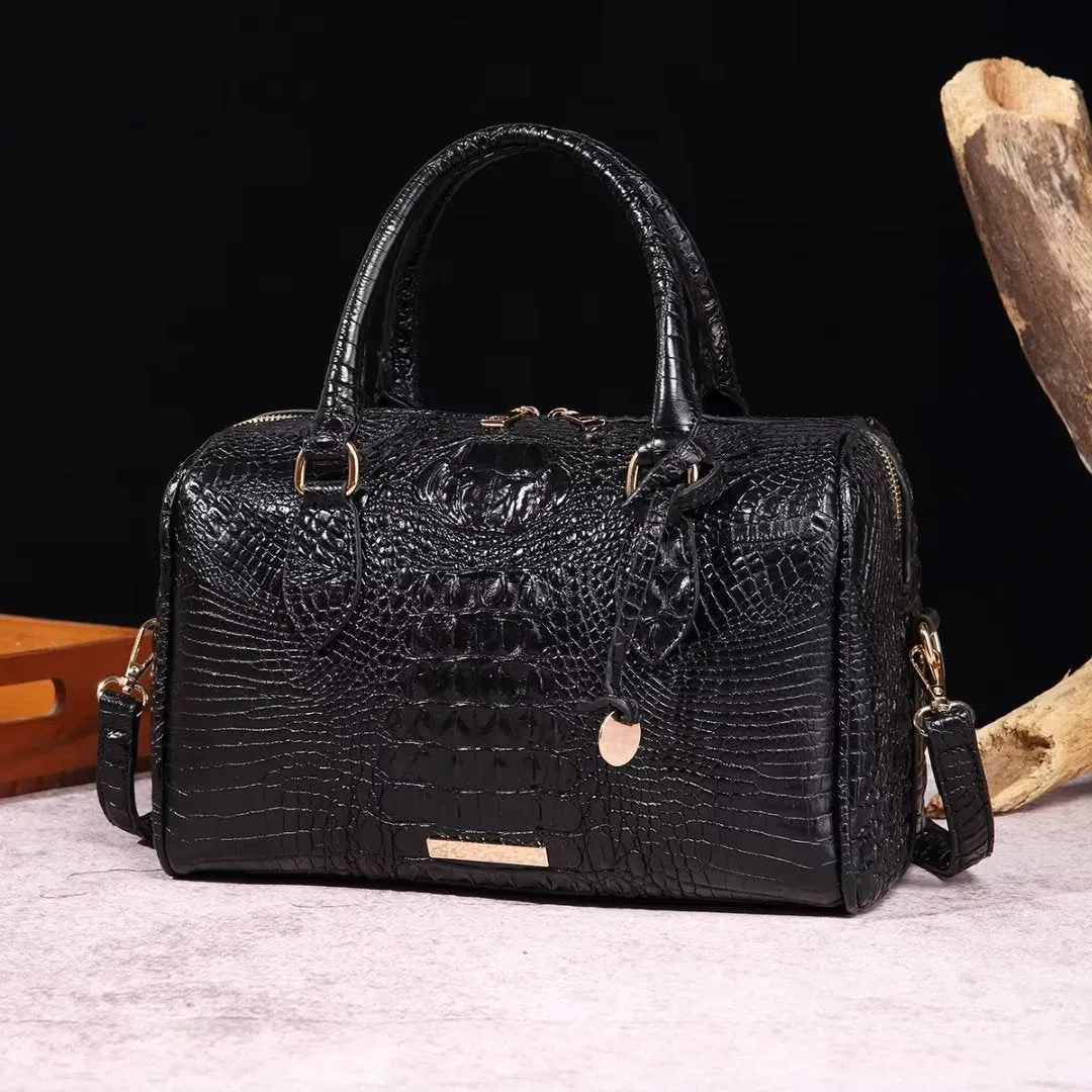 ElegantGator Boston Handbag: Premium PU, Zipper Closure