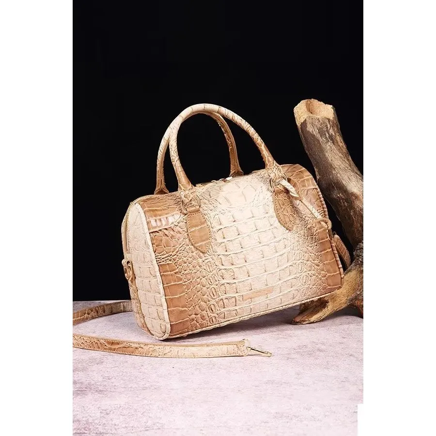 ElegantGator Boston Handbag: Premium PU, Zipper Closure