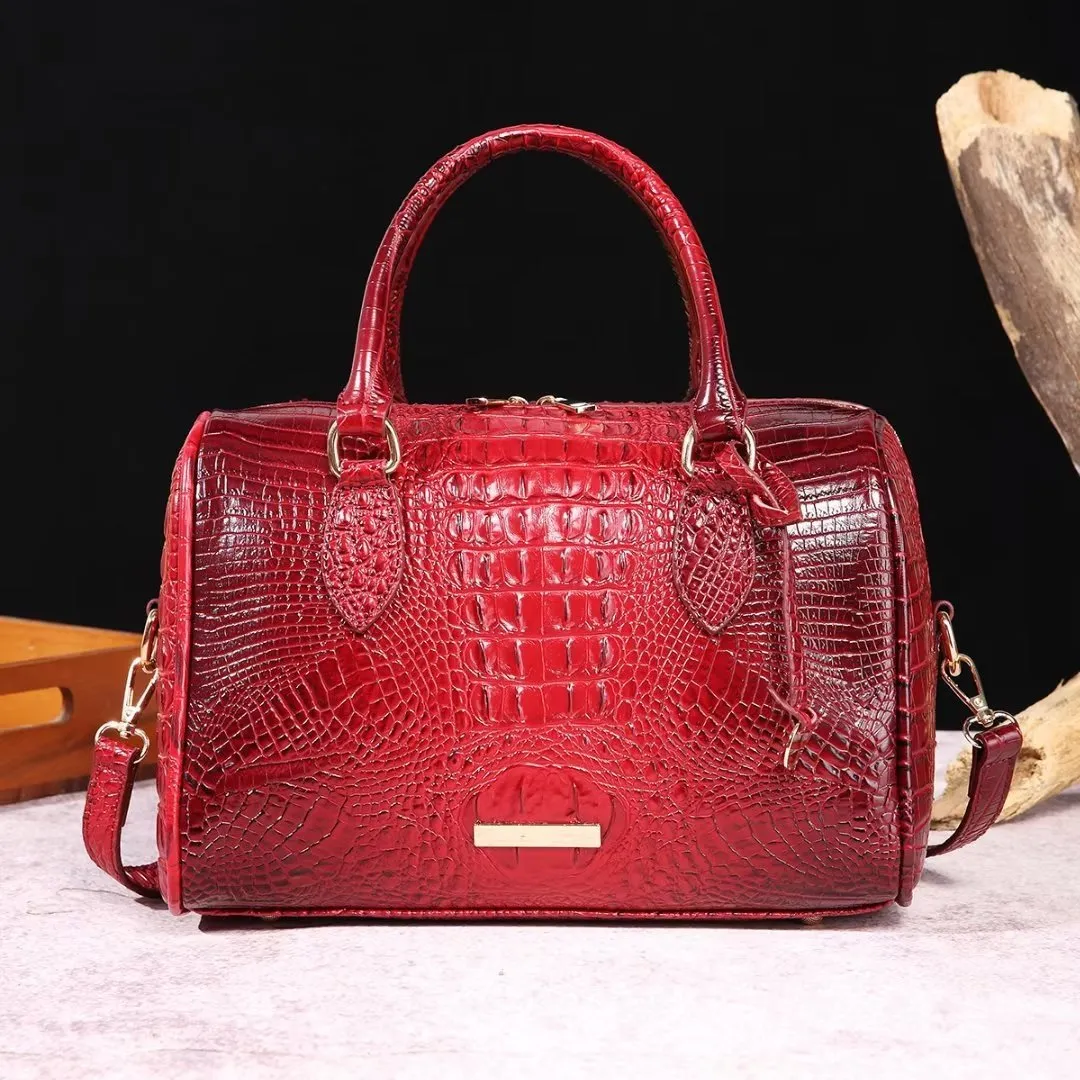 ElegantGator Boston Handbag: Premium PU, Zipper Closure